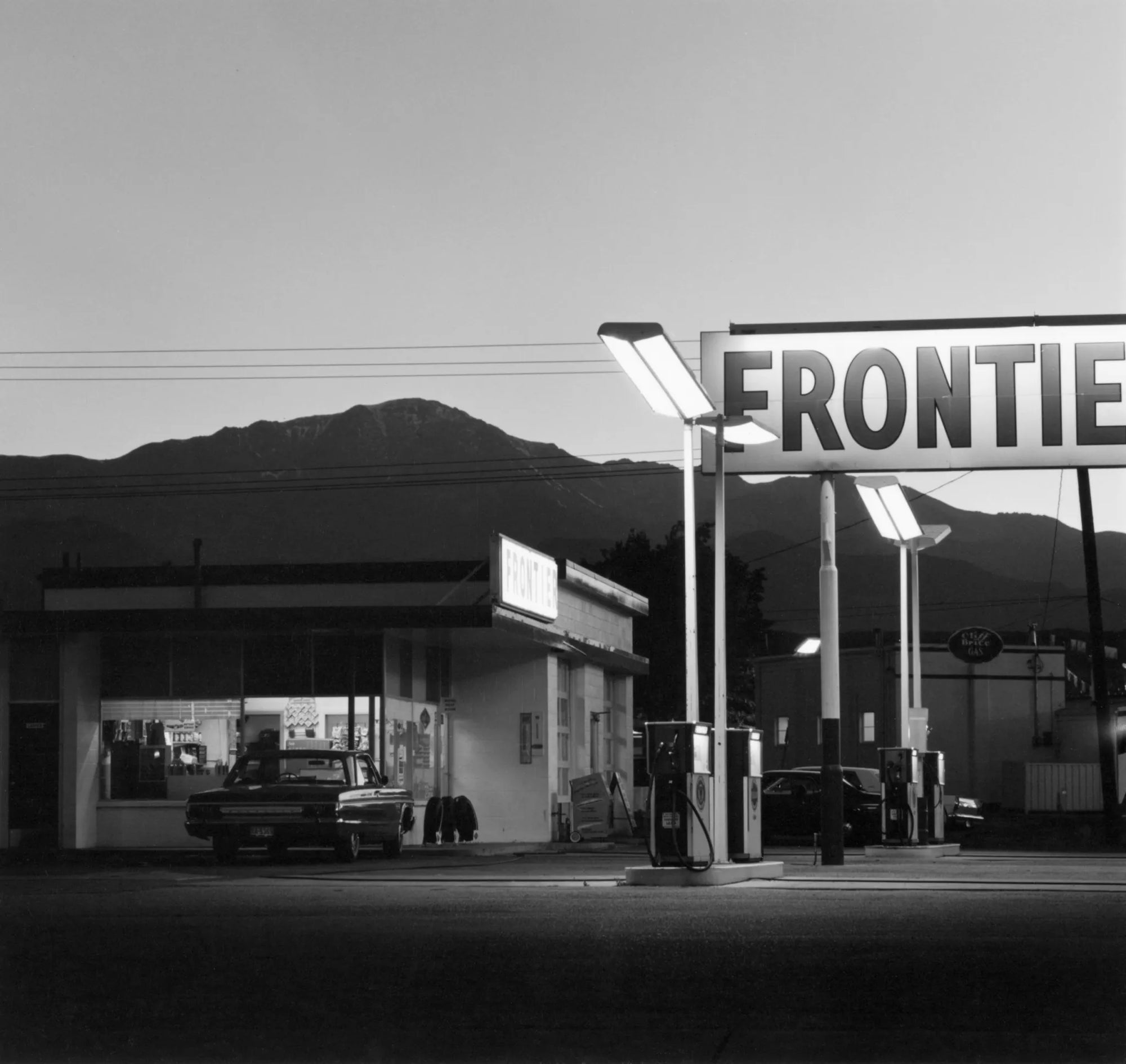 Robert Adams: Contact